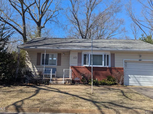 10 Idaho Drive, Whiting, NJ 08759