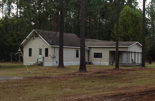 1st image of 143 Blue Jay Ln