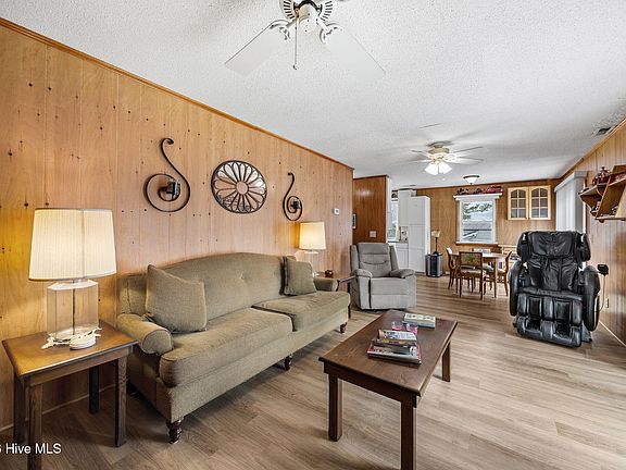 2nd image of 1339 Riverview Drive SW