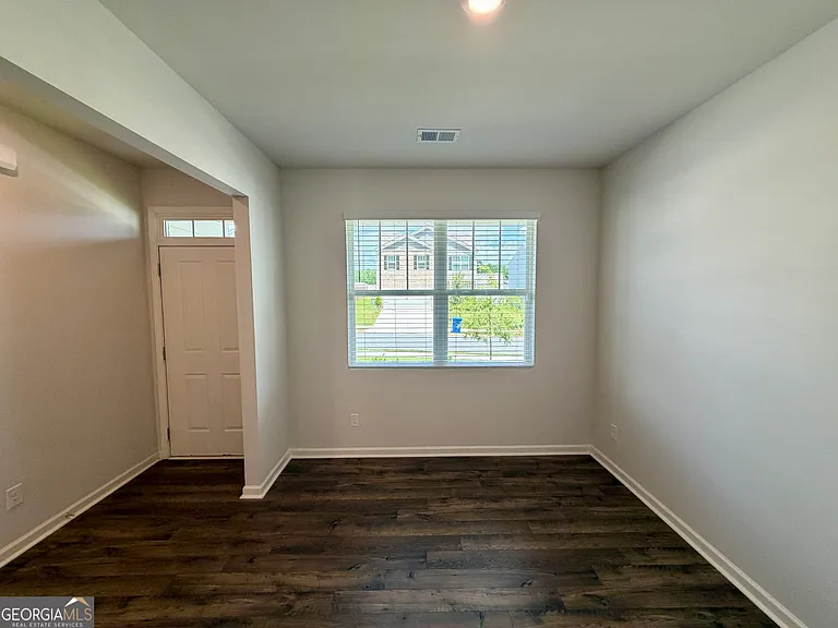 8233 Bluewater Dr — Photo 3