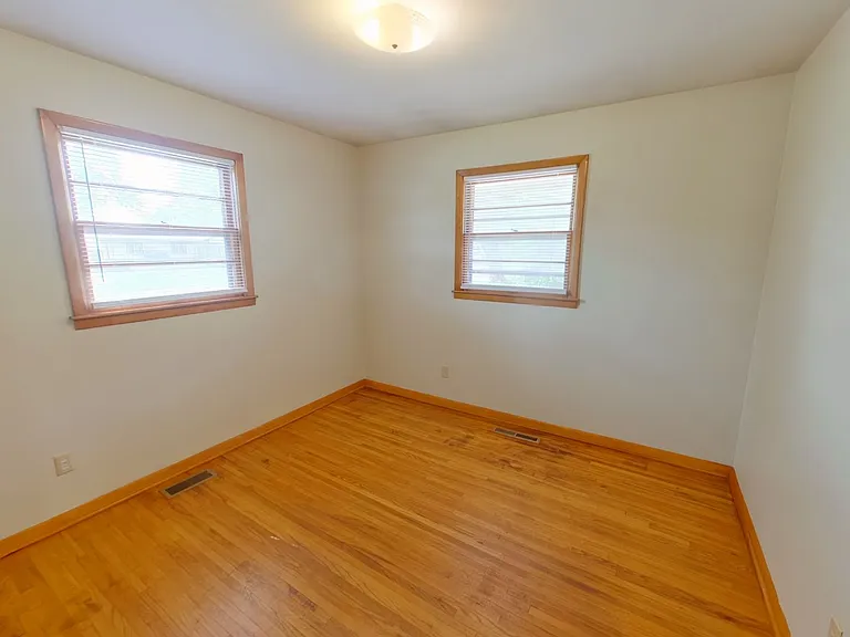 3456 S Everett St — Photo 10