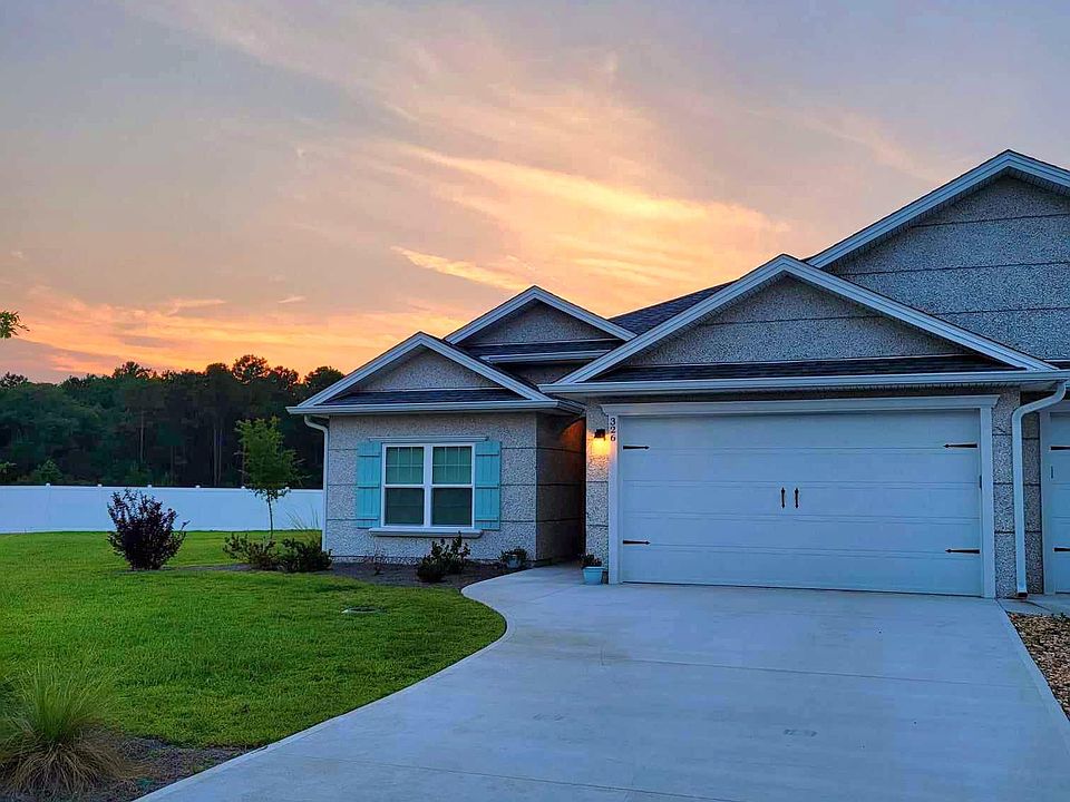 1st image of 326 The Villas Way
