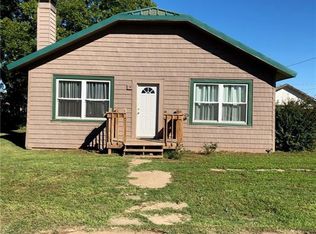 305 S Washington St, Seymour, TX 76380
