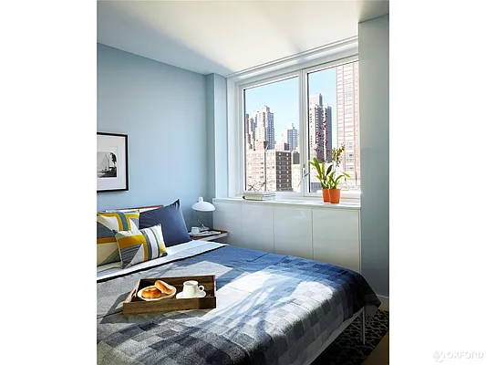 Rented by Oxford Property Group | media 25