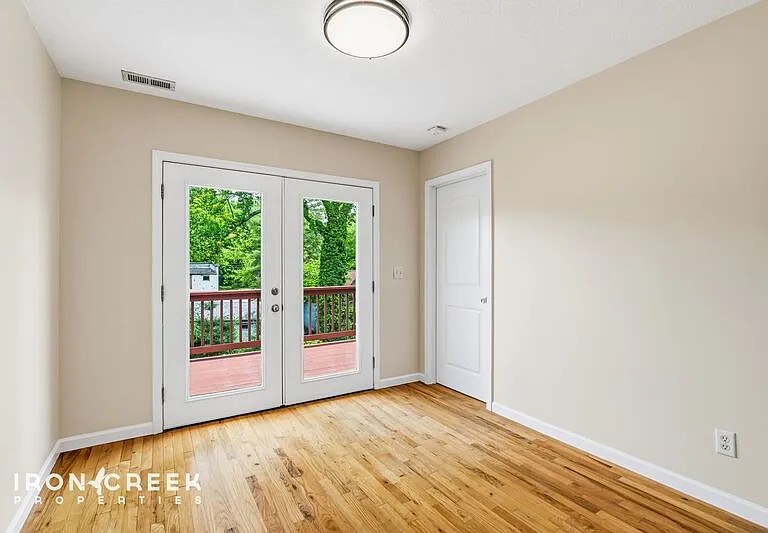 30 Olive St — Photo 11