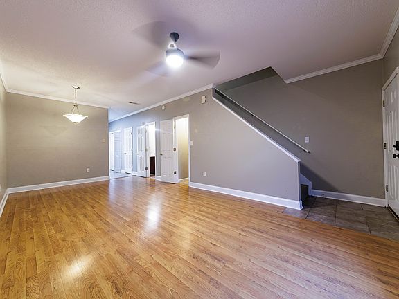 2nd image of 385 Old Epps Bridge Rd APT 29