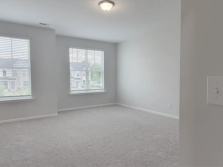 7805 Flatrock Park Dr — Photo 6
