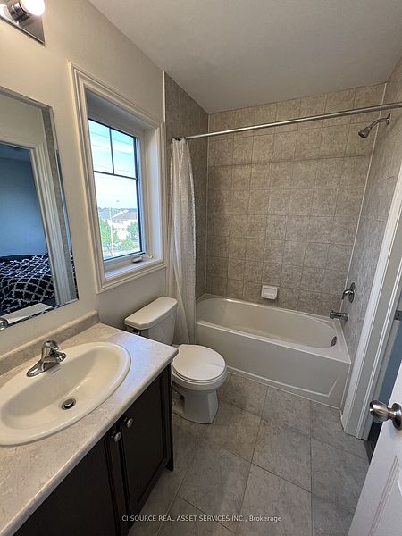 Burlington House for rent - 4 Bedrooms — photo 16