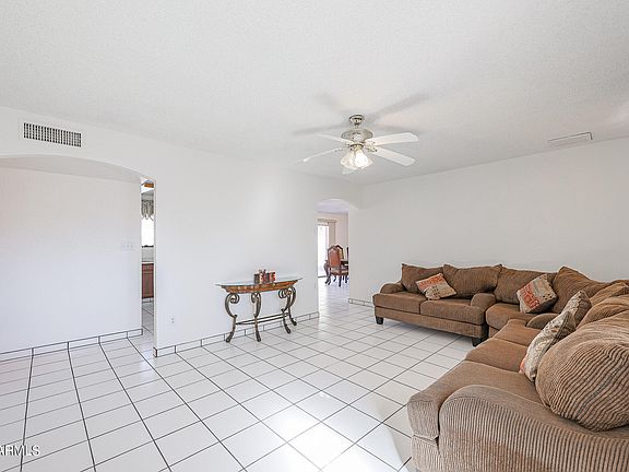 5th image of 7314 W Reade Ave