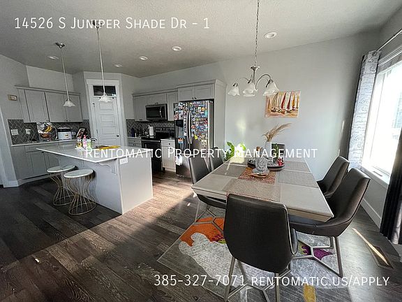 4th image of 14526 S Juniper Shade Dr #1