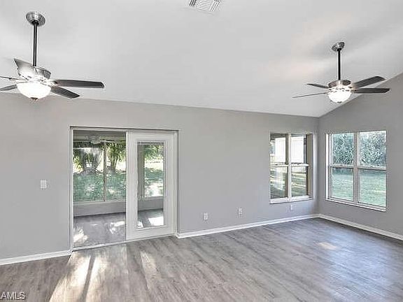 2nd image of 9040 Quail Ct