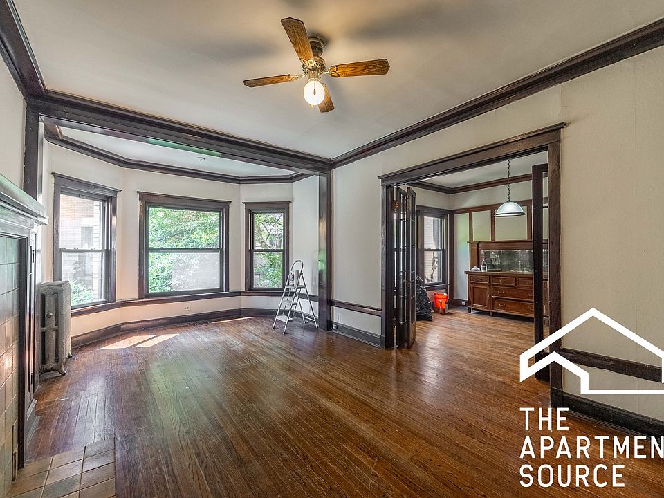 1st image of 2426 N Sawyer Ave APT 1W