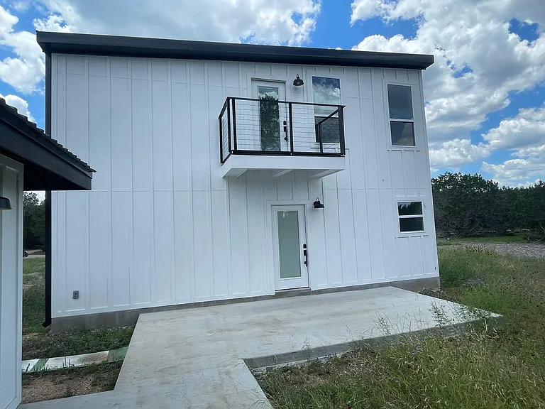 31 Heathrow Ln — Photo 29