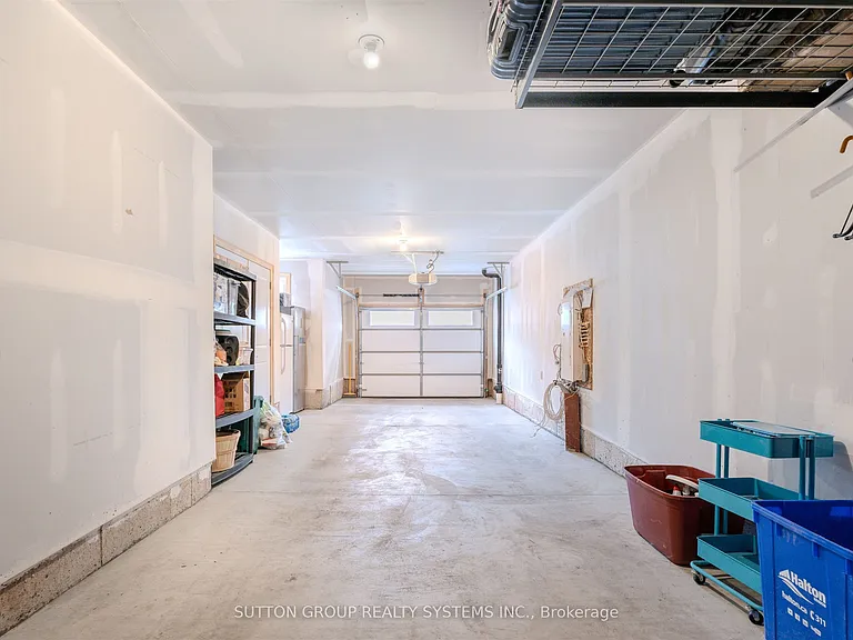 2119 Lillykin St — Photo 32