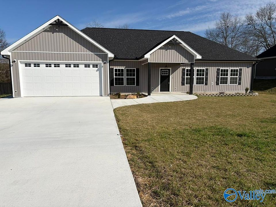 1st image of 146 Carrington Ln