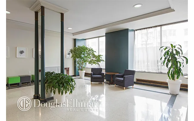 Rented by Douglas Elliman | media 14