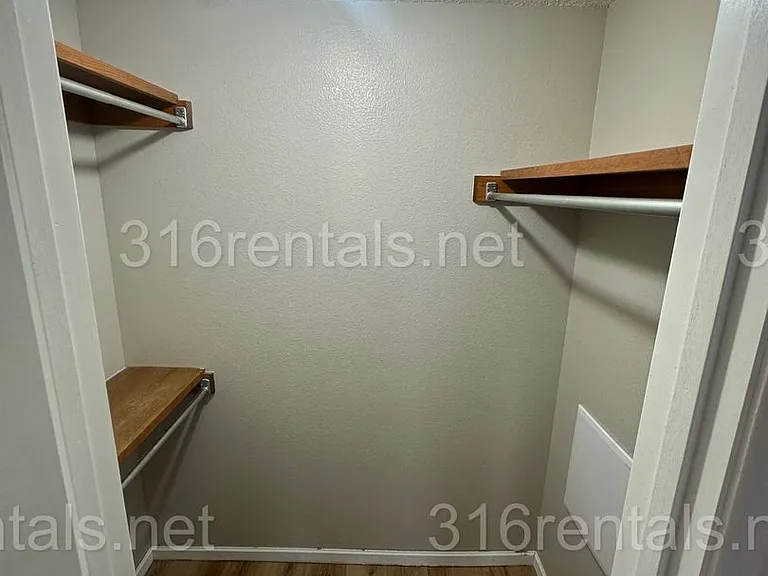 869 Nims St #1 — Photo 11
