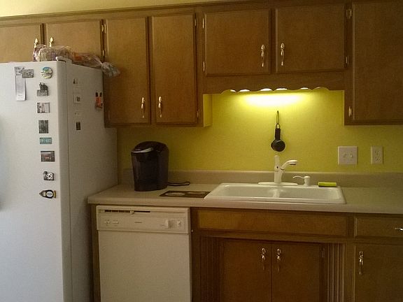 3rd image of 1108 Flowers Ct