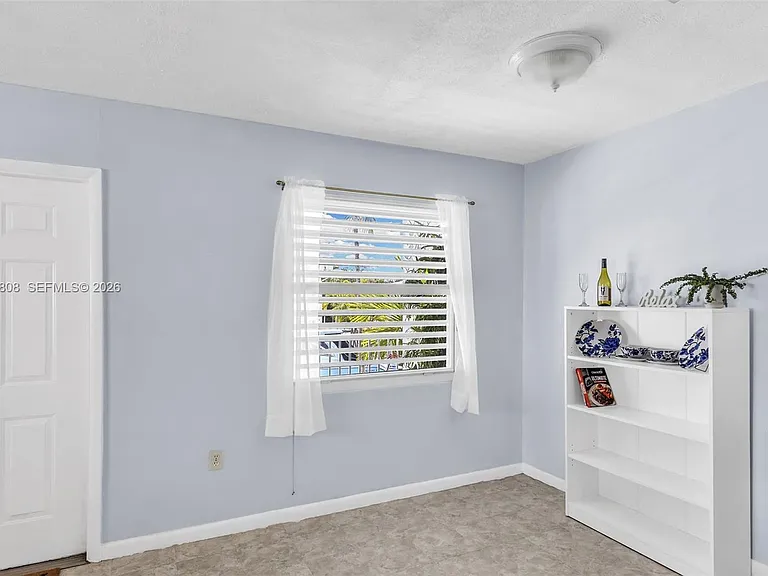 106 Channel Dr #B — Photo 11