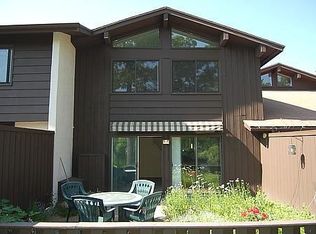 1722 McKnight Ln, Maplewood, MN 55109