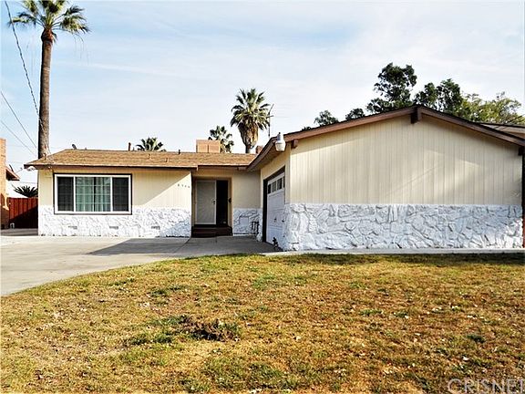 2nd image of 8544 Saloma Ave