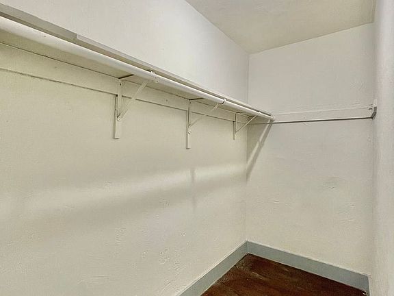 3rd image of 1245 NW 58th St #11502355