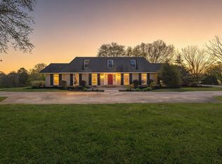 127 Twin Lakes Dr, Moore, SC 29369