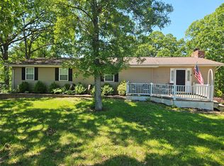 2955 Carron Rd, Festus, MO 63028