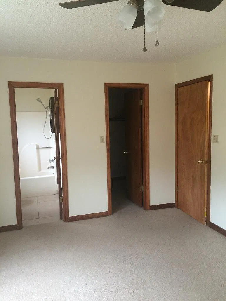 3 bed, 1550 sqft, $1,995 — Photo 3