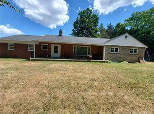 8 Skyview Dr, Berlin, CT 06037