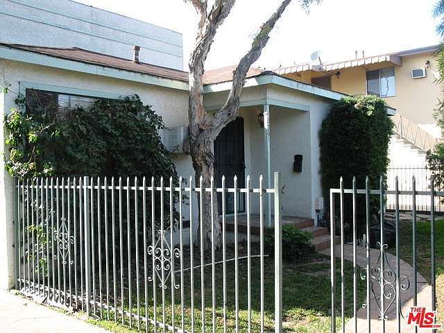 1st image of 2581 S Sepulveda Blvd