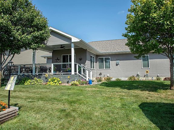 4th image of 505 Spruce Hills Dr