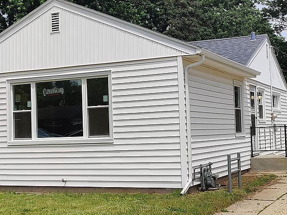 4th image of 2311 Pierce Ave