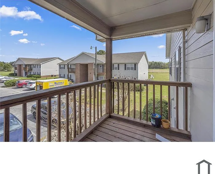 2802 Plaza Ct #D — Photo 6