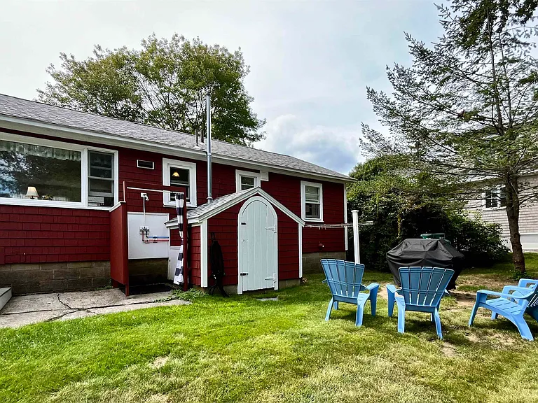 19 Myrica Ave — Photo 3