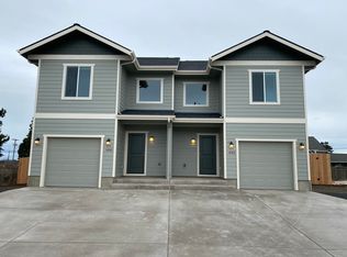 1440 Elm St, Junction City, OR 97448