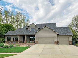 504 E 61st St, Sioux Falls, SD 57108