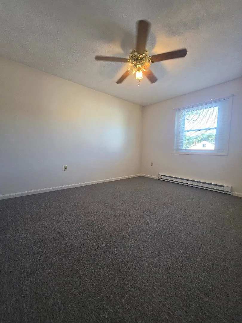 806 S Braddock St — Photo 4