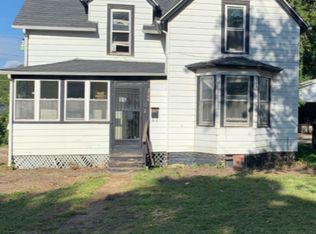2706 Gilead Ave, Zion, IL 60099