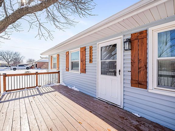 2nd image of 2116 Shalimar Dr