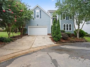 6322 Rosebriar Ln, Charlotte, NC 28277