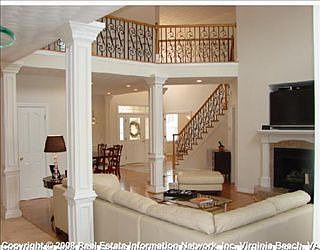 1st image of 805 Alexis Ct