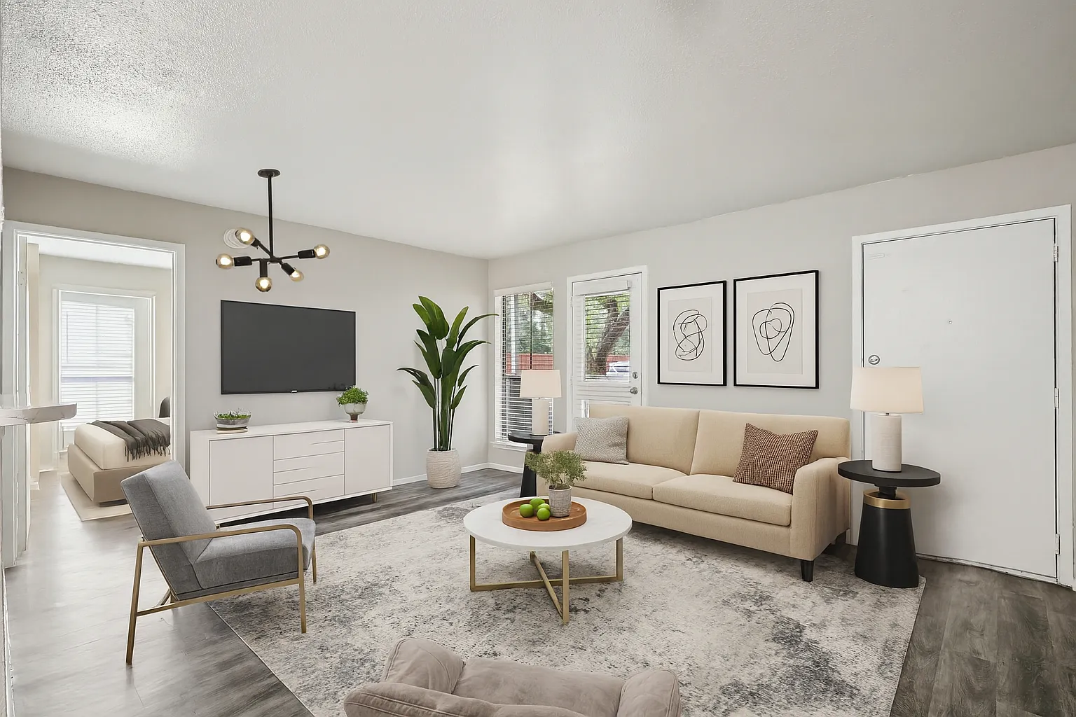 Porterwood Apartments — Photo 1