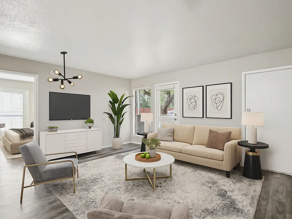 Porterwood Apartments