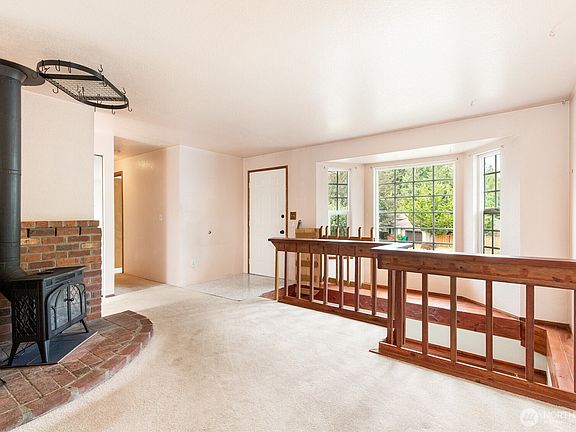 5th image of 12603 57th Drive SE