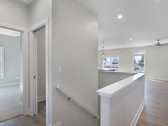4th image of 1615 Stoneham Dr
