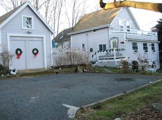 55 Gardner Rd, Nahant, MA 01908