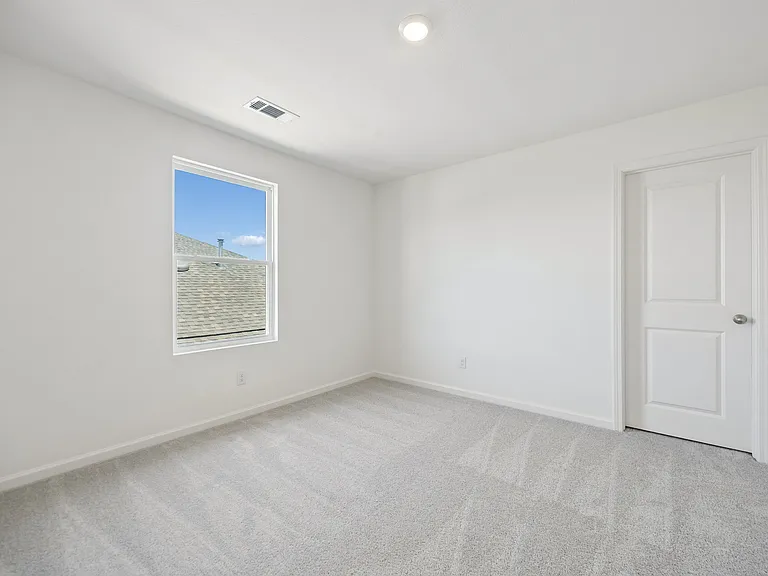 14200 Donahue St — Photo 17