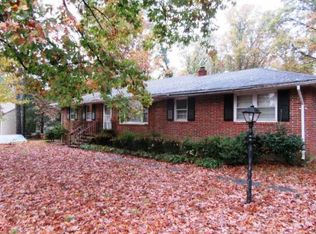 2414 Driftwood Rd, North Chesterfield, VA 23235