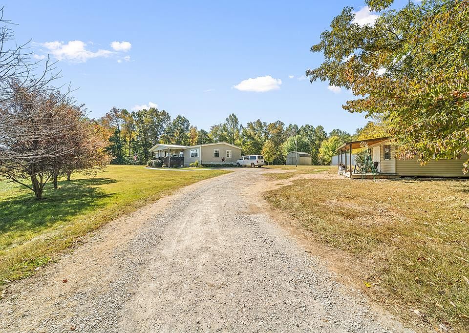 8936 Monterey Hwy, Sparta, TN 38583 Zillow